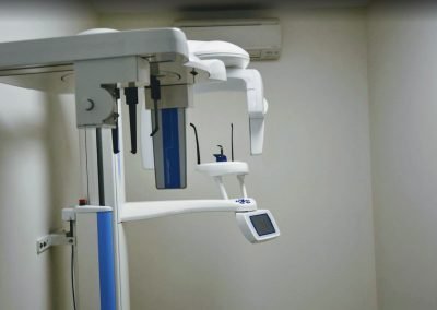 Dentist Hoppers Crossing Sayers Dental Aesthetics Implant X-Ray